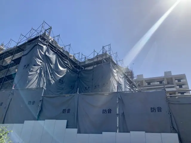 足場